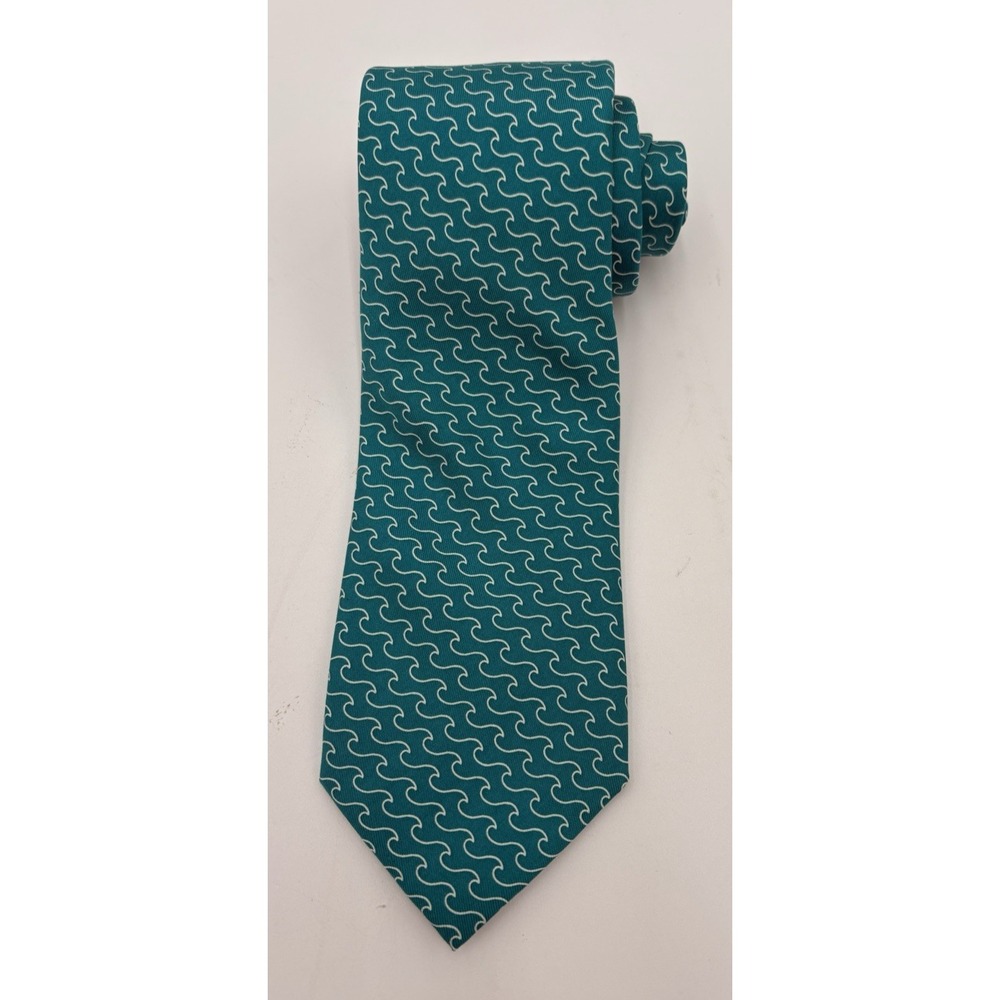 Vineyard Vines Tie Custom Collection Natixis Men's Hand Made 100% Silk USA